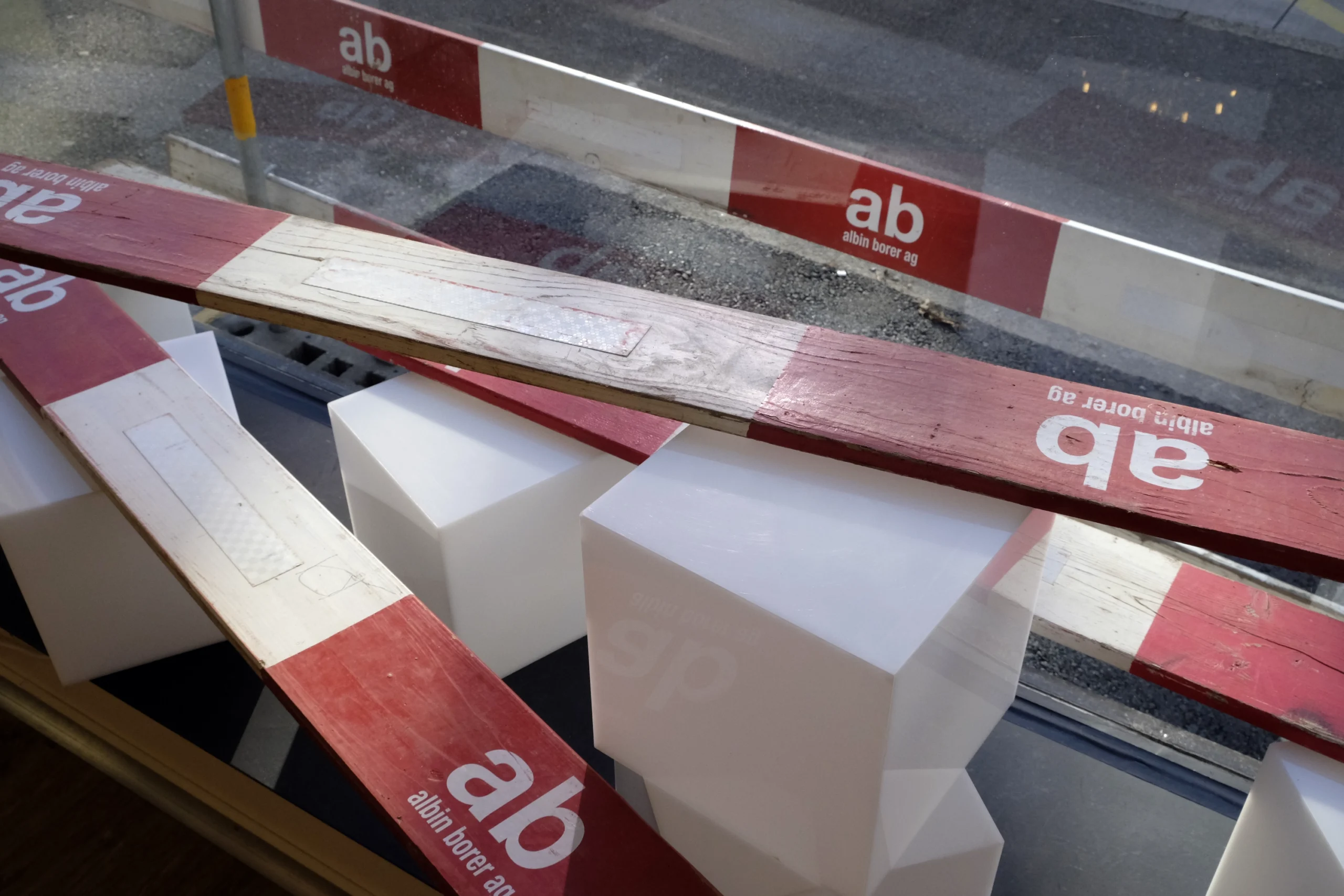 Schaufenster Nr. 114: BAUSTELLEN-VERKAUF - SALE 2025