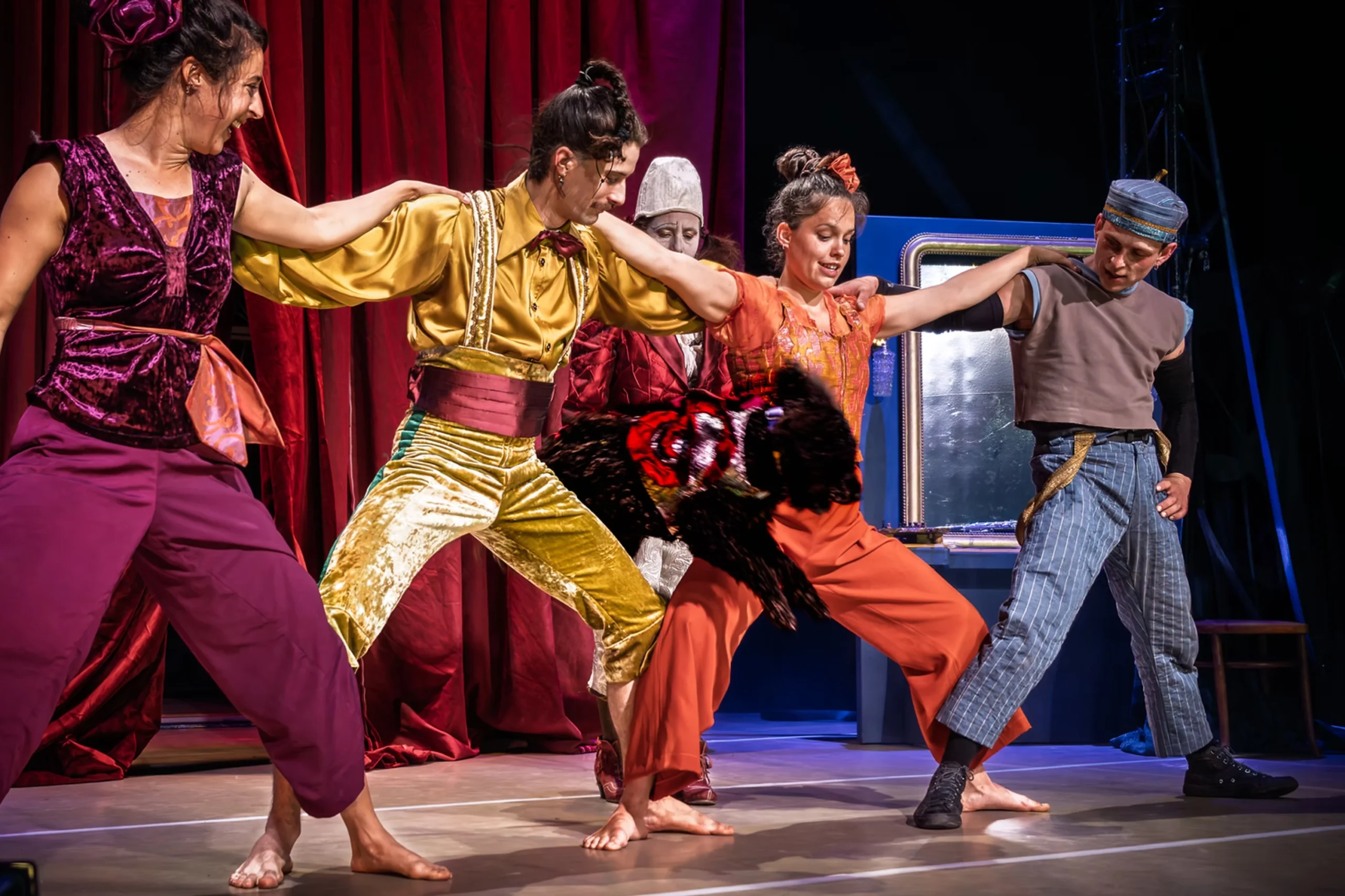 SCHEFFIN! & SCHTiFFT empfehlen: Circus RECTO VERSO