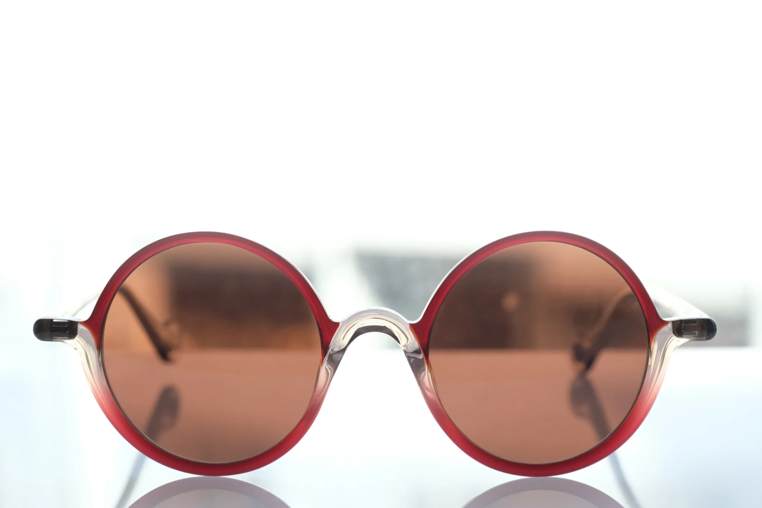 Constance Guisset -Virgule Light, Sun