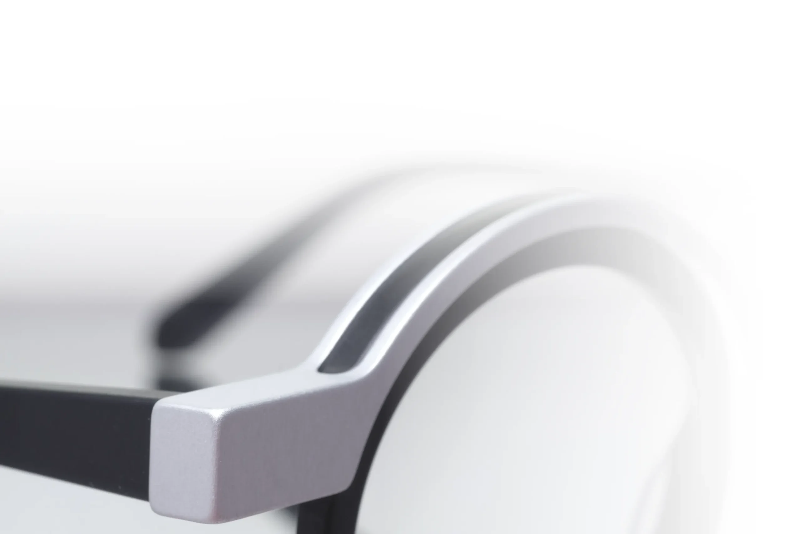 Veronika Wildgruber - TYRELL 003 Silver Black