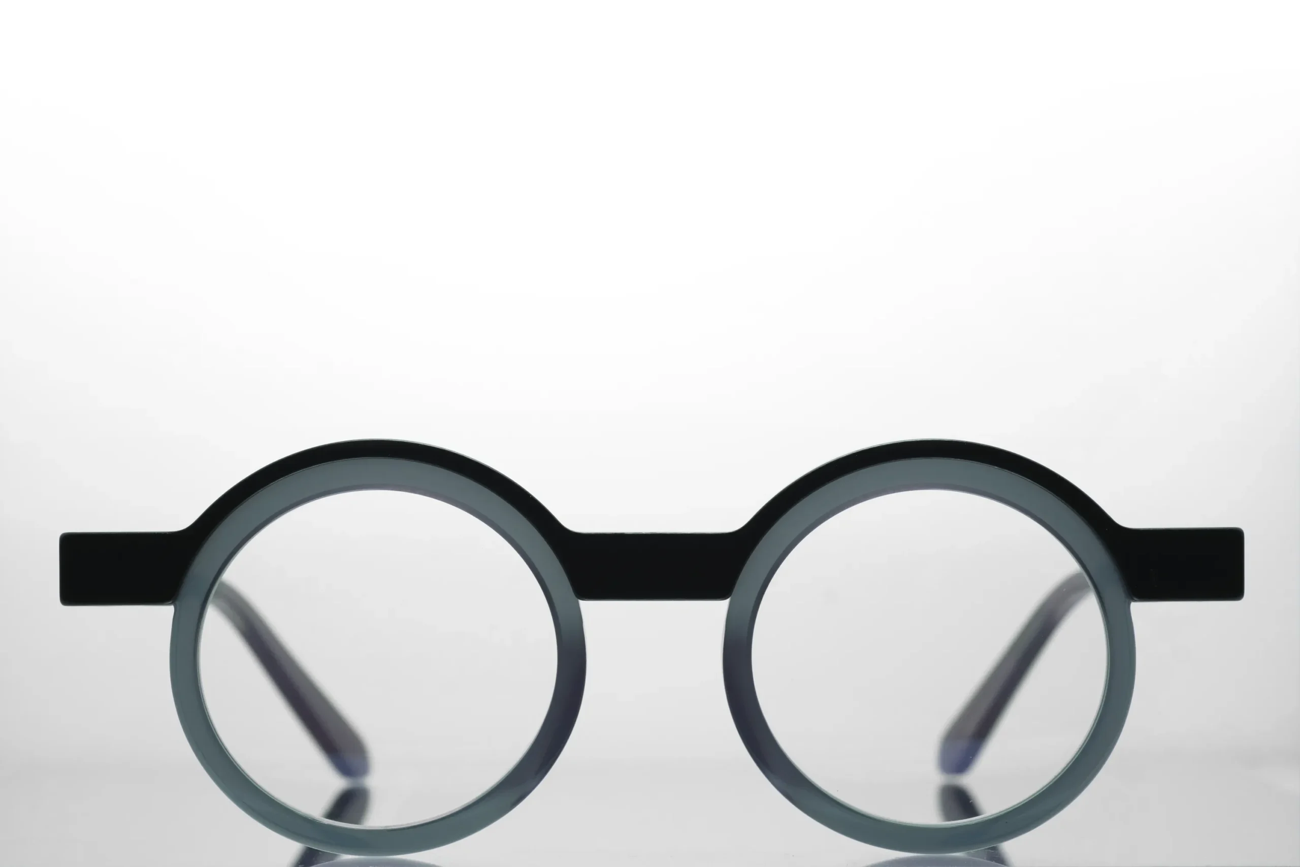 Veronika Wildgruber - TYRELL 003 Black Forest