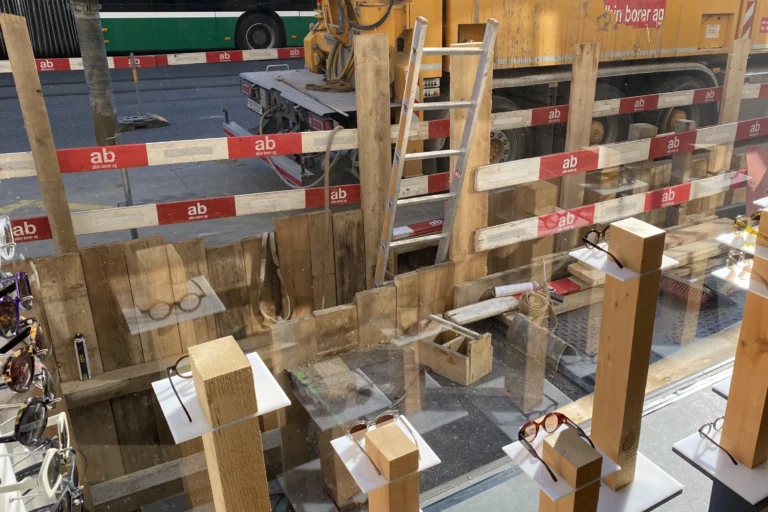 Schauen auf der Baustelle...