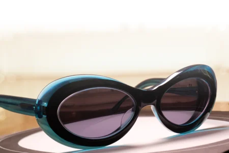 Oliver Goldsmith - Bude - Archive Colour Release (1959), Black Aqua
